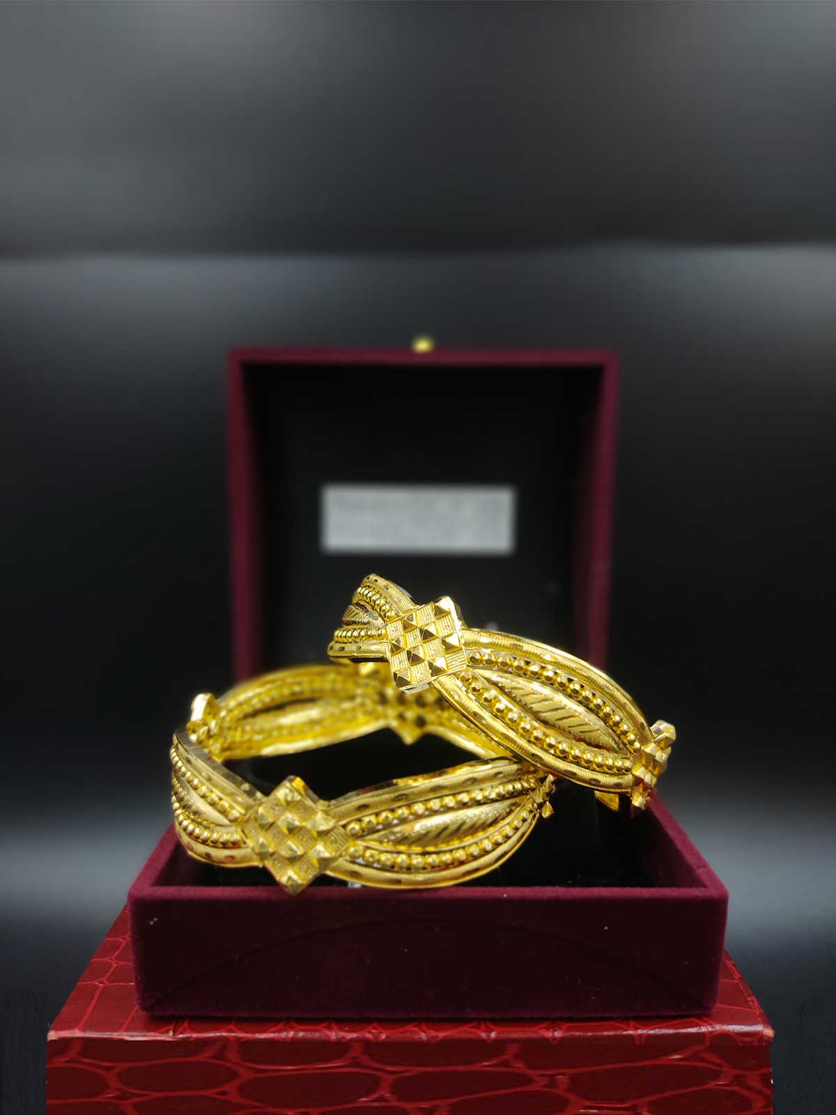 Gold Chur